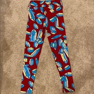 Cozy Lularoe leggings!
